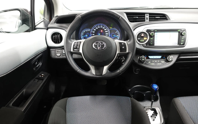Toyota Yaris cena 39900 przebieg: 98660, rok produkcji 2012 z Kcynia małe 781